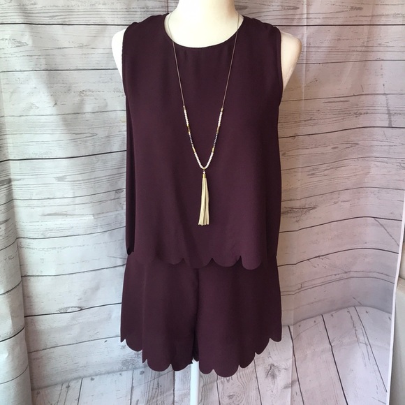 H&M Dresses & Skirts - HP!🎉Burgundy Scalloped Romper